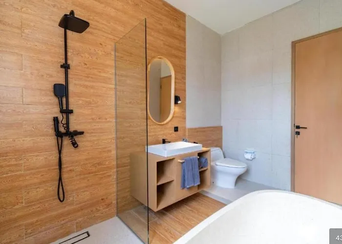 Villa Nivara 1 Uluwatu 2 *